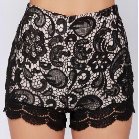 Lush shorts. Worn once. - Picture 2 of 2